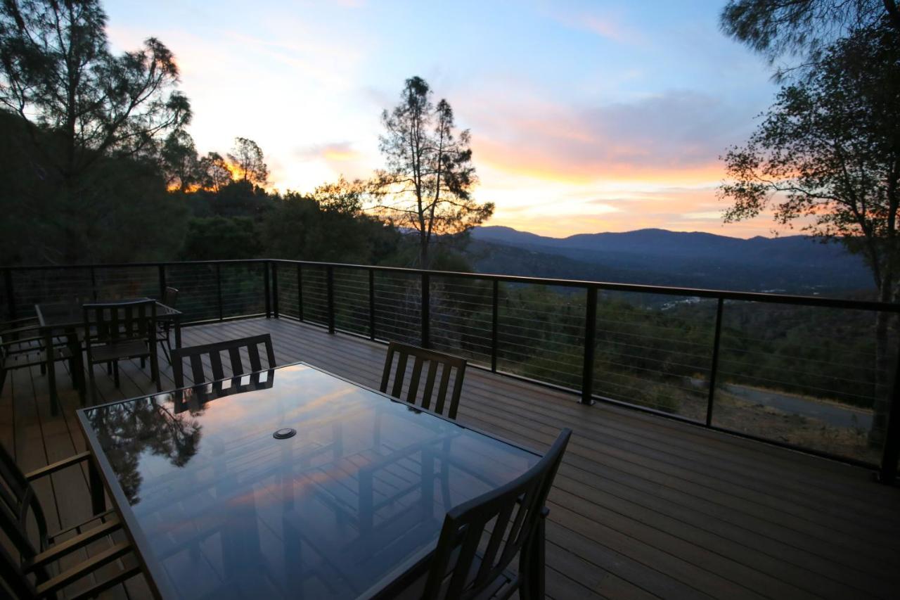 High End A-Frame - Hot Tub - Awesome Views - Yosemite - Electric Vehicle Friendly - Sleeps 10 Villa Oakhurst Exteriör bild